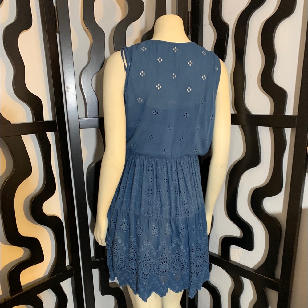 Hollister Sleeveless Dress - Picture 2 of 3